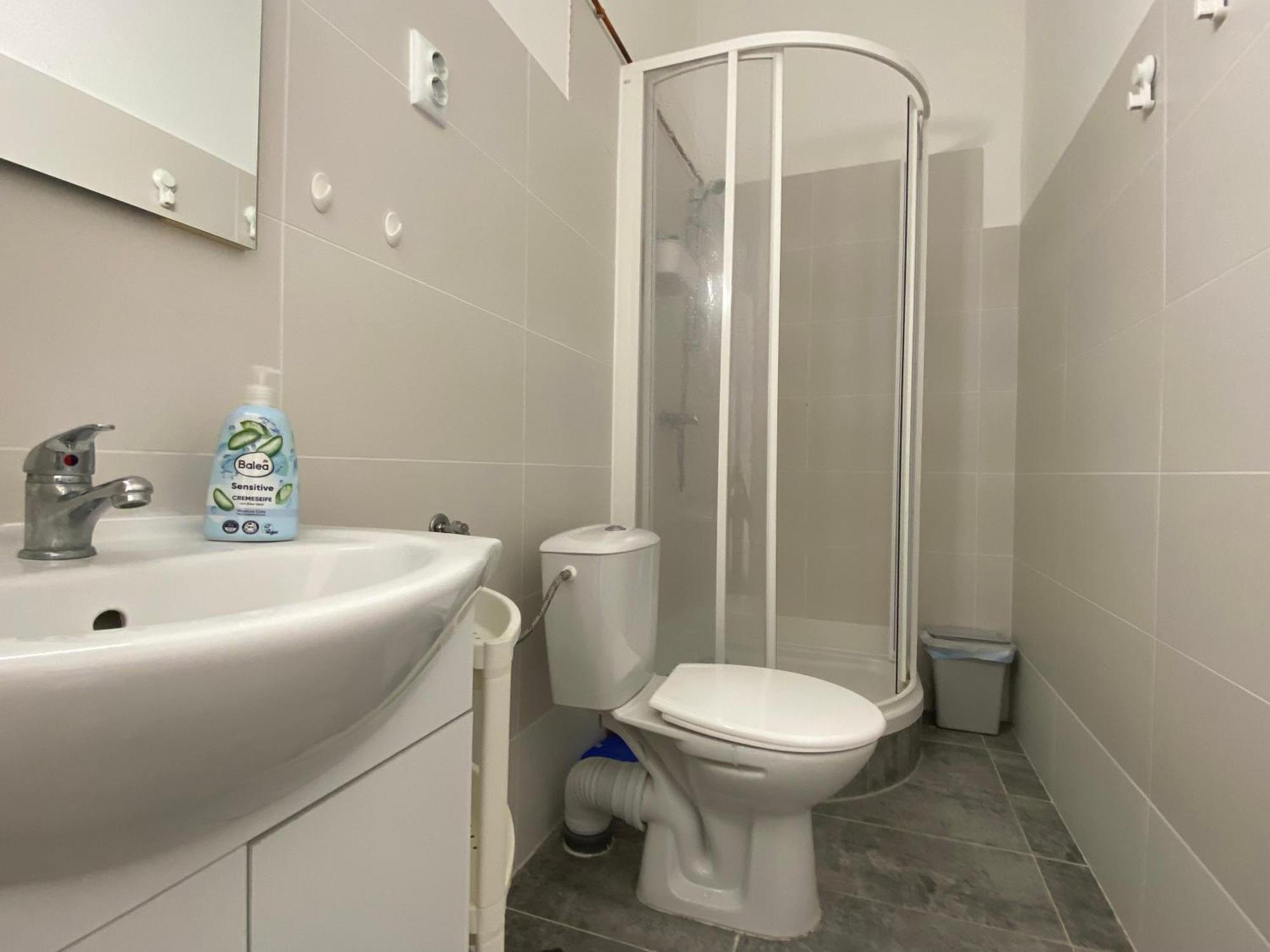 Twin Room Bathroom